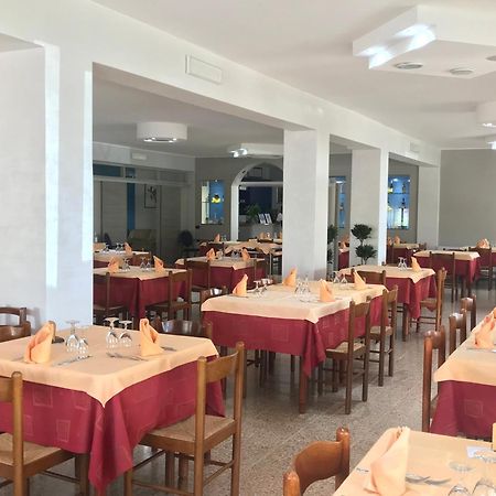 Hotel Ristorante Santa Maria Amantea Exteriör bild